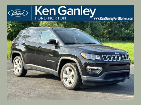 Used 2019 Jeep Compass Latitude w/ Popular Equipment Group AWD/4WD image 1