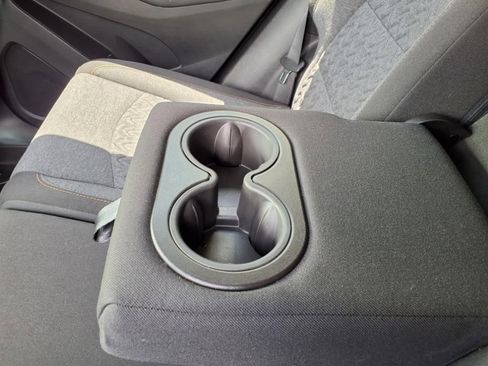 Used 2022 Chevrolet Equinox LT image 11