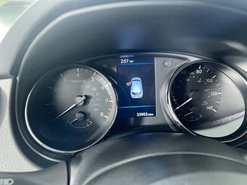 Used 2021 Nissan Rogue Sport SV image 20