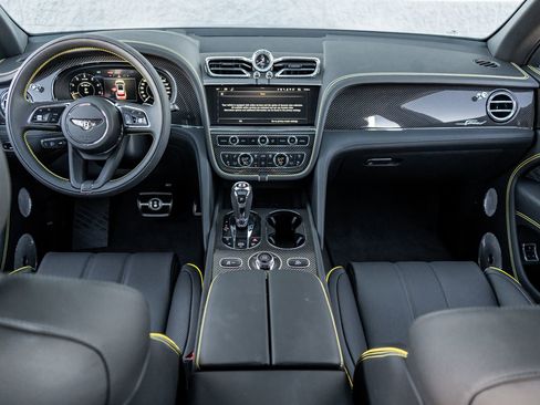 Certified 2026 Bentley Bentayga Speed AWD/4WD image 4