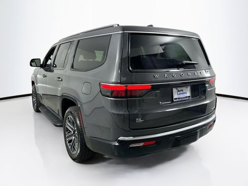 Used 2022 Jeep Wagoneer Series III w/ Flexible Seating Group RWD image 7