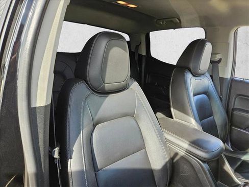 Used 2018 GMC Canyon SLT w/ Driver Alert Package image 21