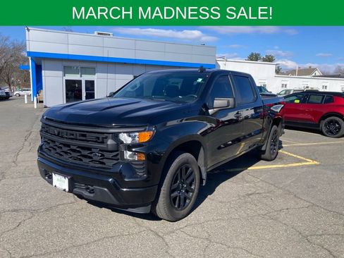 Used 2023 Chevrolet Silverado 1500 Custom w/ LPO, Dark Essentials Package image 3