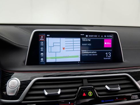 Certified 2022 BMW 750i xDrive w/ Luxury Rear Seating Package image 28