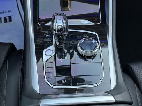 Used 2023 BMW X6 xDrive40i w/ M Sport Package image 14