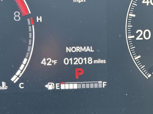 Certified 2024 Honda Ridgeline Sport image 6