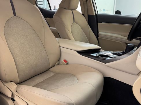 Used 2024 Toyota Camry LE image 24