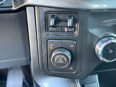 Used 2022 Ford F150 XLT w/ Equipment Group 302A High AWD/4WD image 29
