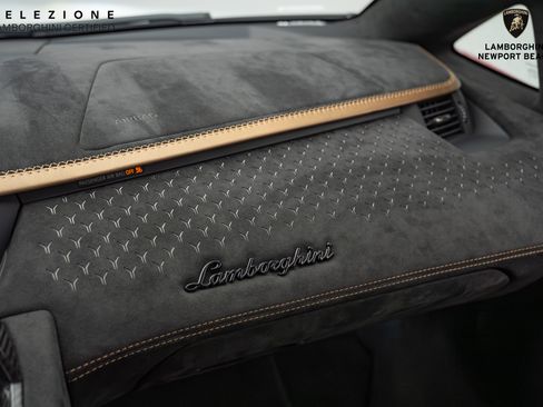 Used 2022 Lamborghini Aventador LP 780-4 Ultimae image 38