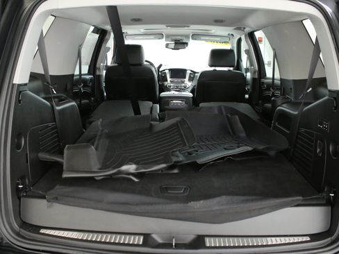 Used 2018 Chevrolet Tahoe LT w/ Luxury Package AWD/4WD image 25