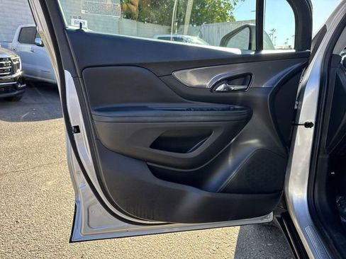 Used 2022 Buick Encore Preferred w/ Safety Package image 19