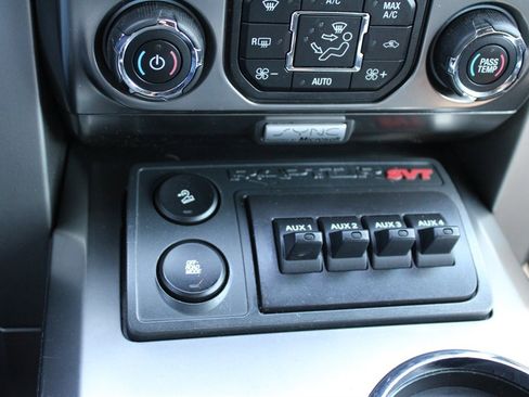 Used 2014 Ford F150 Raptor w/ Equipment Group 801A Luxury image 31