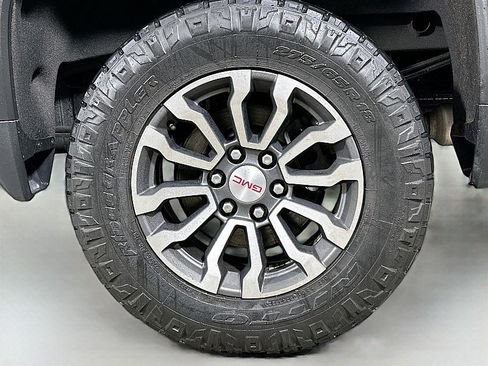 Used 2021 GMC Sierra 1500 AT4 w/ AT4 Value Package image 32