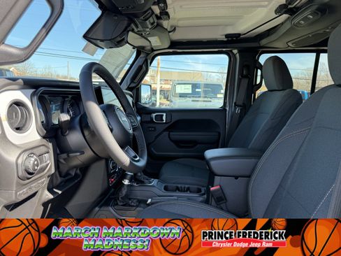 New 2026 Jeep Gladiator Willys image 10