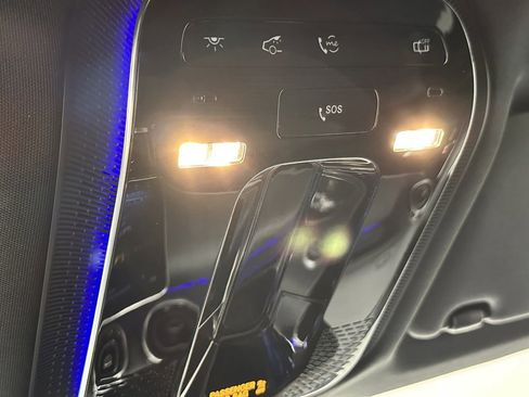 Certified 2025 Mercedes-Benz GLC 300 4MATIC image 32