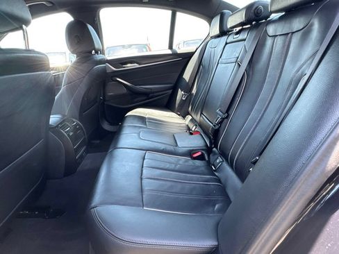 Used 2023 BMW 530e w/ M Sport Package RWD image 38