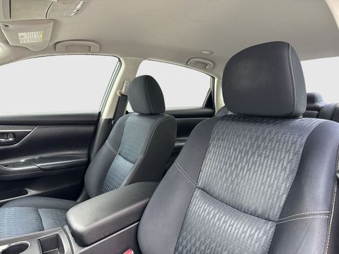 Used 2016 Nissan Altima 2.5 S w/ Power Driver Seat Package image 15