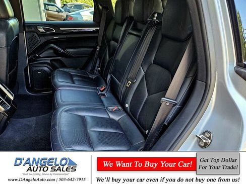 Used 2016 Porsche Cayenne image 28