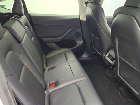 Used 2023 Tesla Model Y Long Range image 26