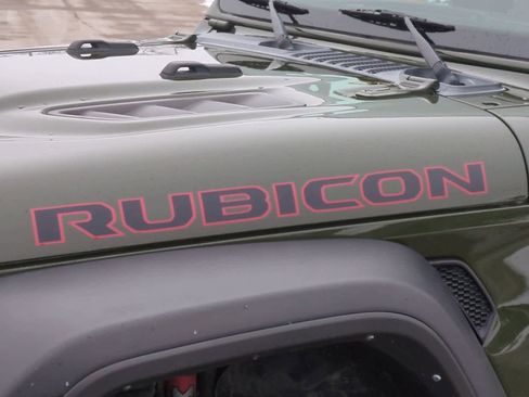 Used 2021 Jeep Gladiator Rubicon image 13