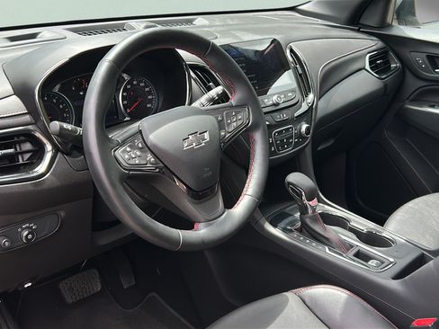 Used 2023 Chevrolet Equinox RS w/ RS Leather Package FWD image 14