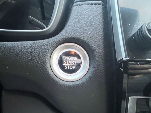 Used 2018 Honda CR-V Touring image 41