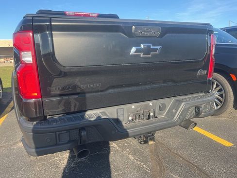 Certified 2024 Chevrolet Silverado 1500 ZR2 w/ ZR2 Bison Edition image 5