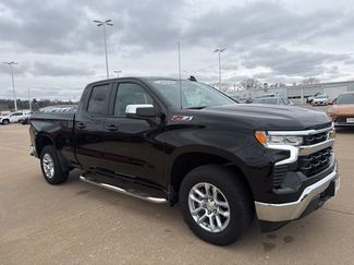 Used 2023 Chevrolet Silverado 1500 LT w/ Z71 Off-Road Package video 1