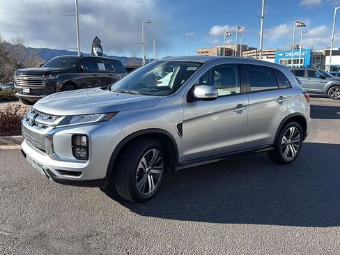 Used 2024 Mitsubishi Outlander Sport AWD image 3