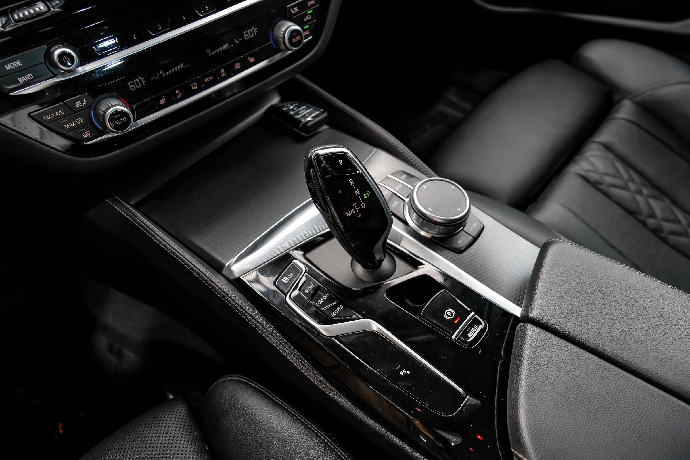 Used 2021 BMW 540i w/ M Sport Package RWD image 30