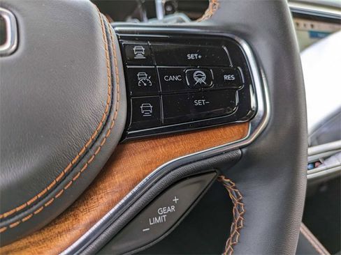 New 2024 Jeep Grand Wagoneer Series III image 16