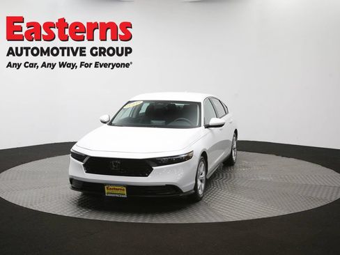 Used 2025 Honda Accord LX image 49