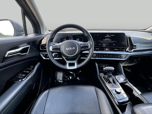 Used 2023 Kia Sportage EX FWD image 6