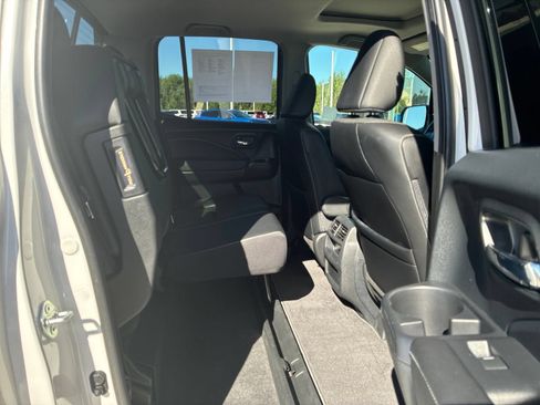 Used 2023 Honda Ridgeline RTL-E image 16