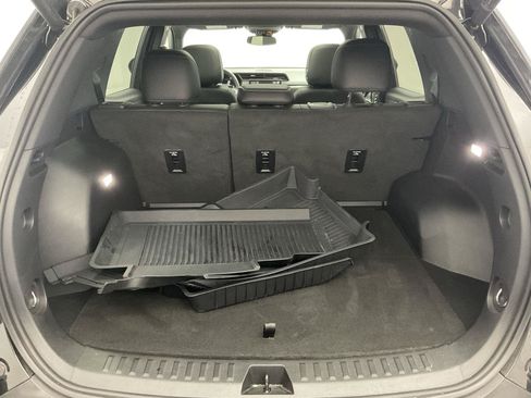 Used 2025 GMC Terrain Elevation w/ Elevation Premium Package AWD/4WD image 28
