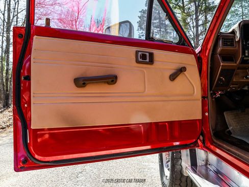 Used 1986 Toyota Pickup 4x4 Regular Cab Turbo image 31