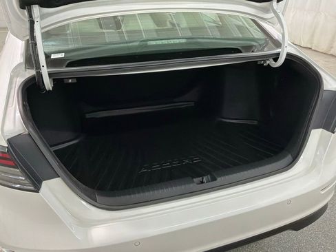 Used 2023 Honda Accord EX-L image 25