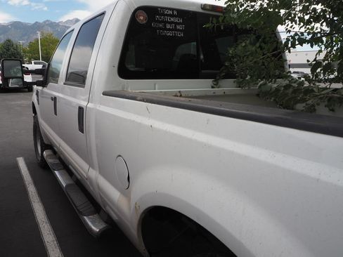 Used 2009 Ford F350 Lariat AWD/4WD image 4
