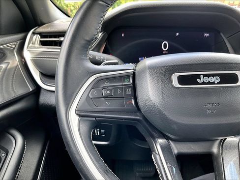 Used 2021 Jeep Grand Cherokee L Laredo AWD/4WD image 14
