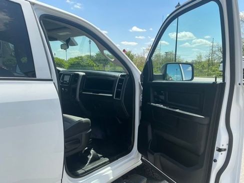 Used 2021 RAM 1500 4x4 Crew Cab Classic w/ Protection Group image 18