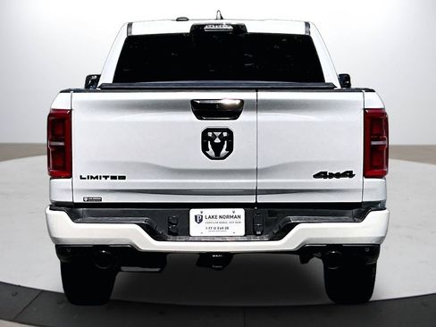 Used 2025 RAM 1500 Limited AWD/4WD image 8