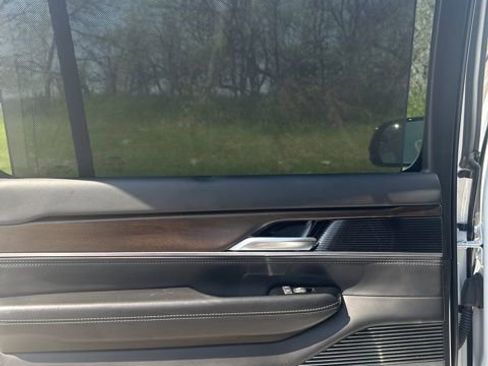 Used 2023 Jeep Grand Wagoneer Series II AWD/4WD image 70