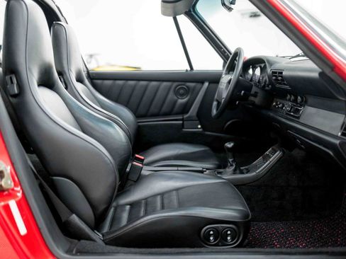 Used 1990 Porsche 911 Targa image 65