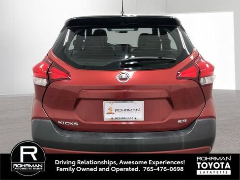 Used 2018 Nissan Kicks SR w/ Premium Package FWD image 5