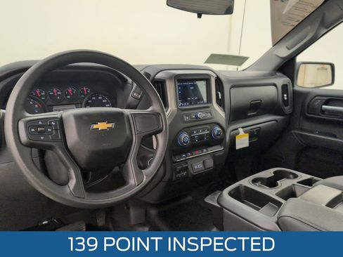 Used 2025 Chevrolet Silverado 1500 W/T w/ Trailering Package AWD/4WD image 7
