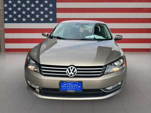 Used 2015 Volkswagen Passat 1.8T S image 8
