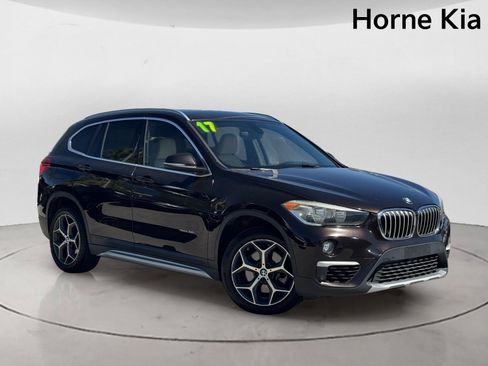 Used 2017 BMW X1 sDrive28i FWD image 2