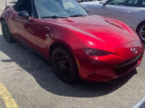 Used 2019 MAZDA MX-5 Miata Sport w/ I-ACTIVSENSE Sport Package RWD image 2
