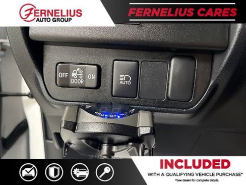 Used 2023 Toyota Tacoma SR image 39