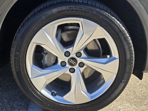 Certified 2023 Audi Q5 2.0T Premium Plus w/ Premium Plus Package image 14